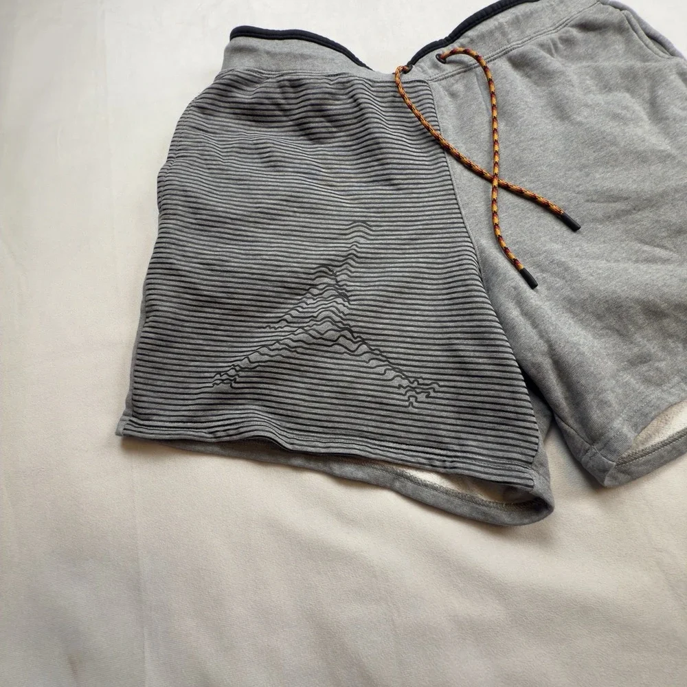 Nike Jordan Jumpman Short Mens XL Gray Black Stripe Fleece Drawstring DJ0186-091